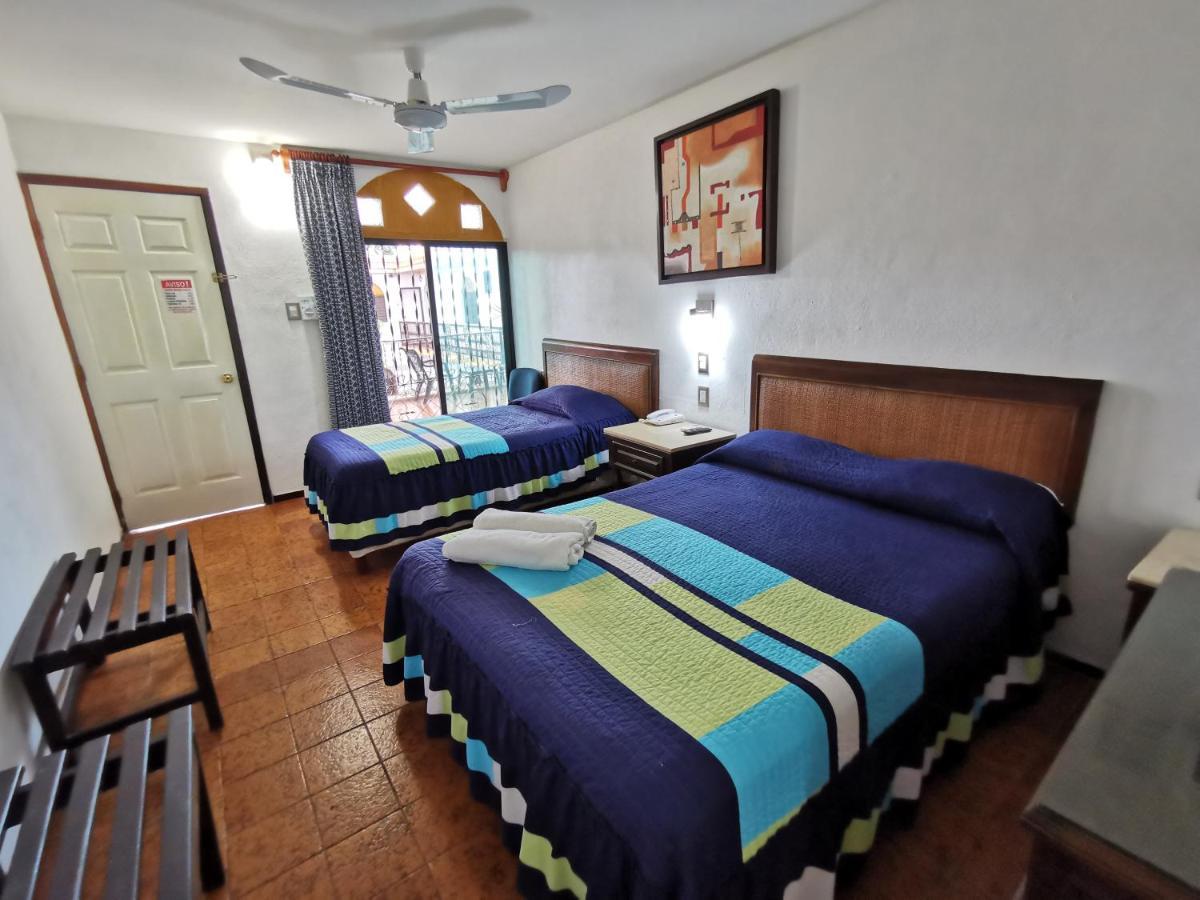 Hotel Doralba Inn Мерида Екстериор снимка