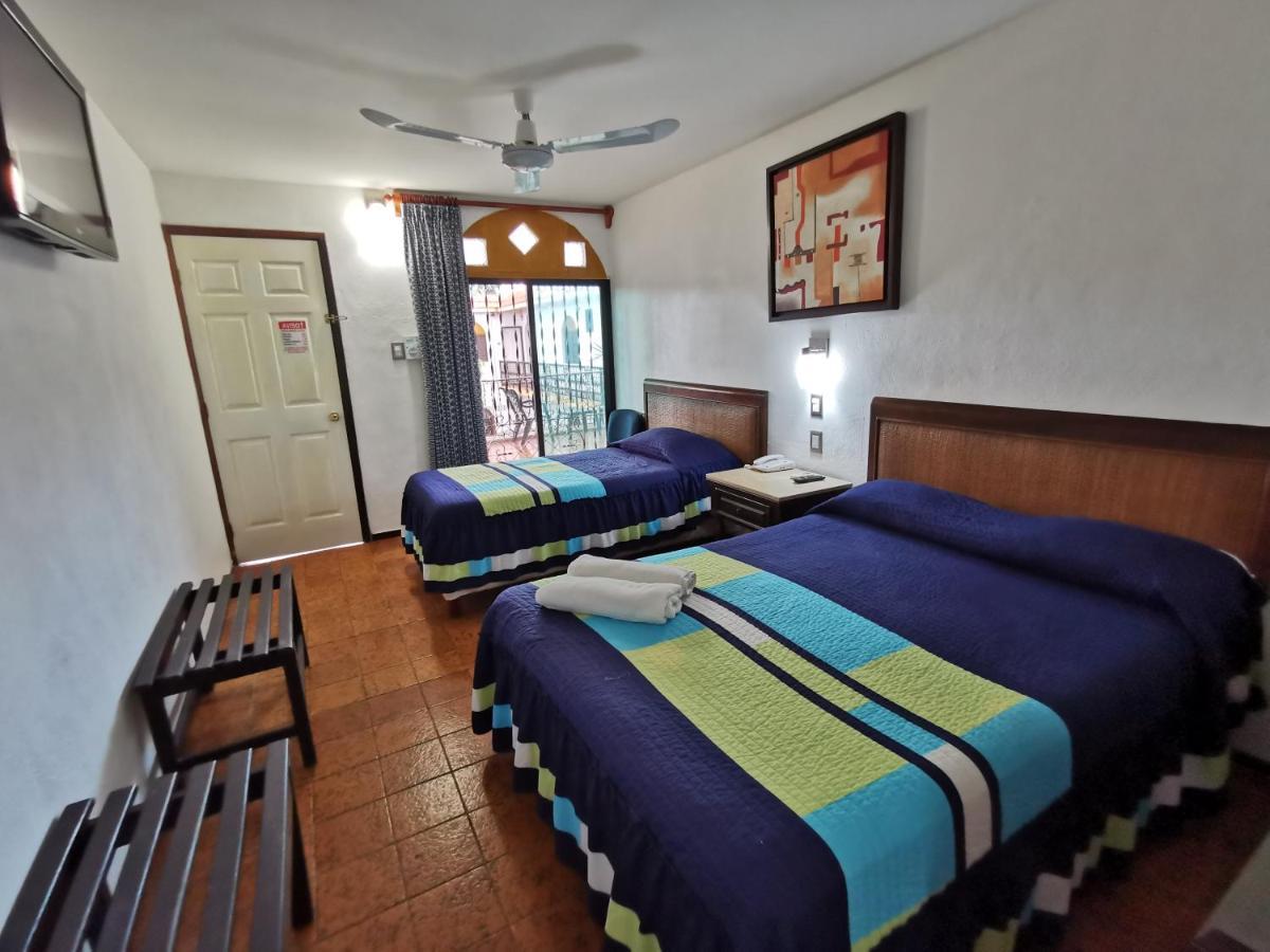Hotel Doralba Inn Мерида Екстериор снимка