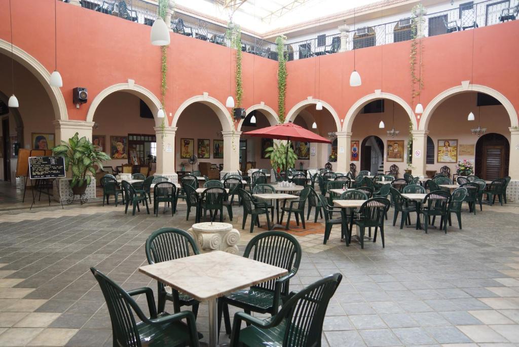 Hotel Doralba Inn Мерида Екстериор снимка