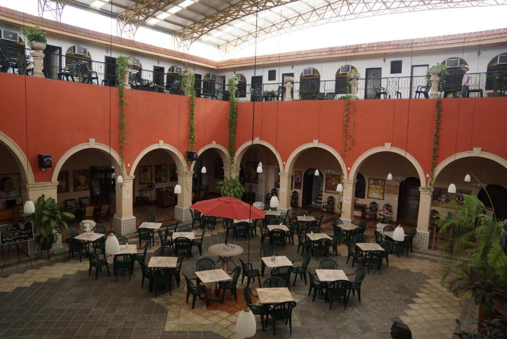 Hotel Doralba Inn Мерида Екстериор снимка