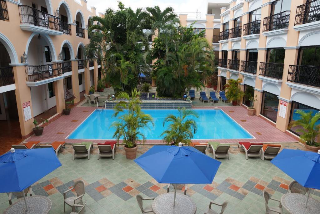 Hotel Doralba Inn Мерида Екстериор снимка